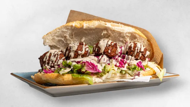 FalafelSandwich